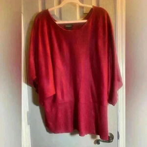Lane Bryant Top with wide sleeves in fushia Size 22/24 EUC